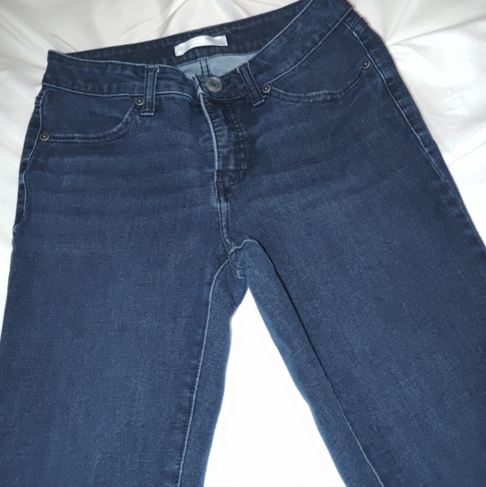 Lauren Conrad super skinny dark wash jeans size 6